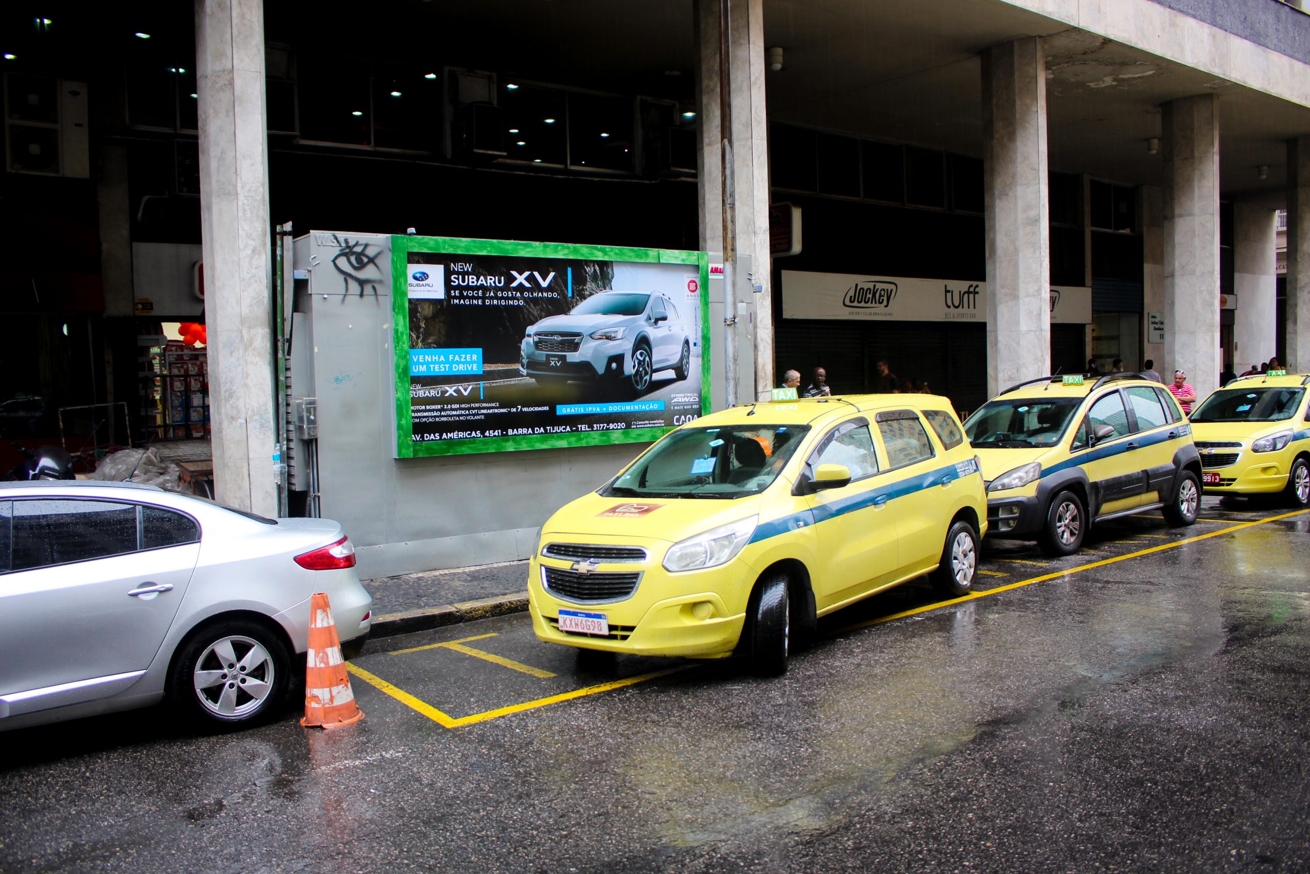 AV NILO PEÇANHA, 11